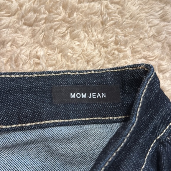 Judy Blue Jeans - Picture 4 of 6